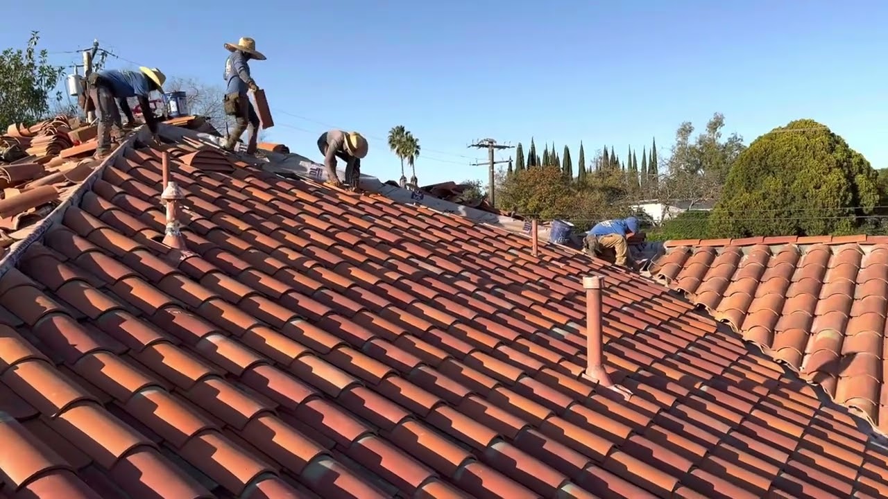 Clay 2-Piece Tile Installation