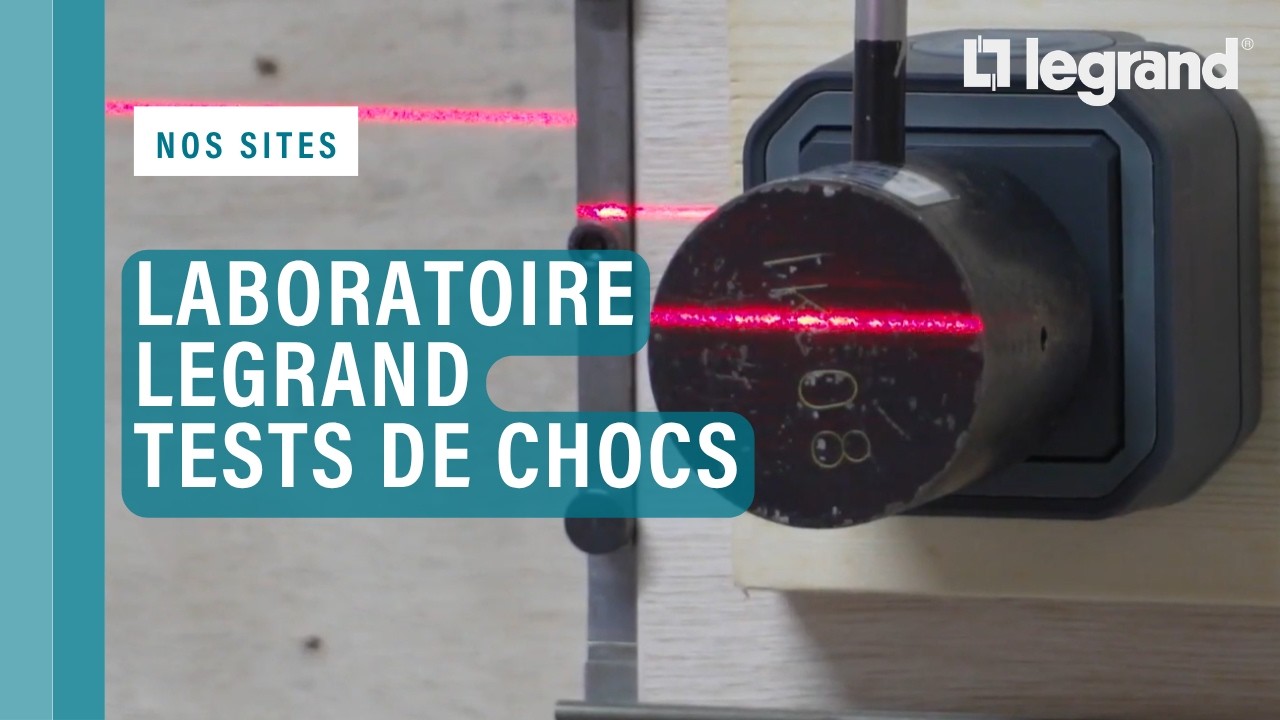 Tests au secteur chocs du Laboratoire Produits et Matériaux Central Legrand