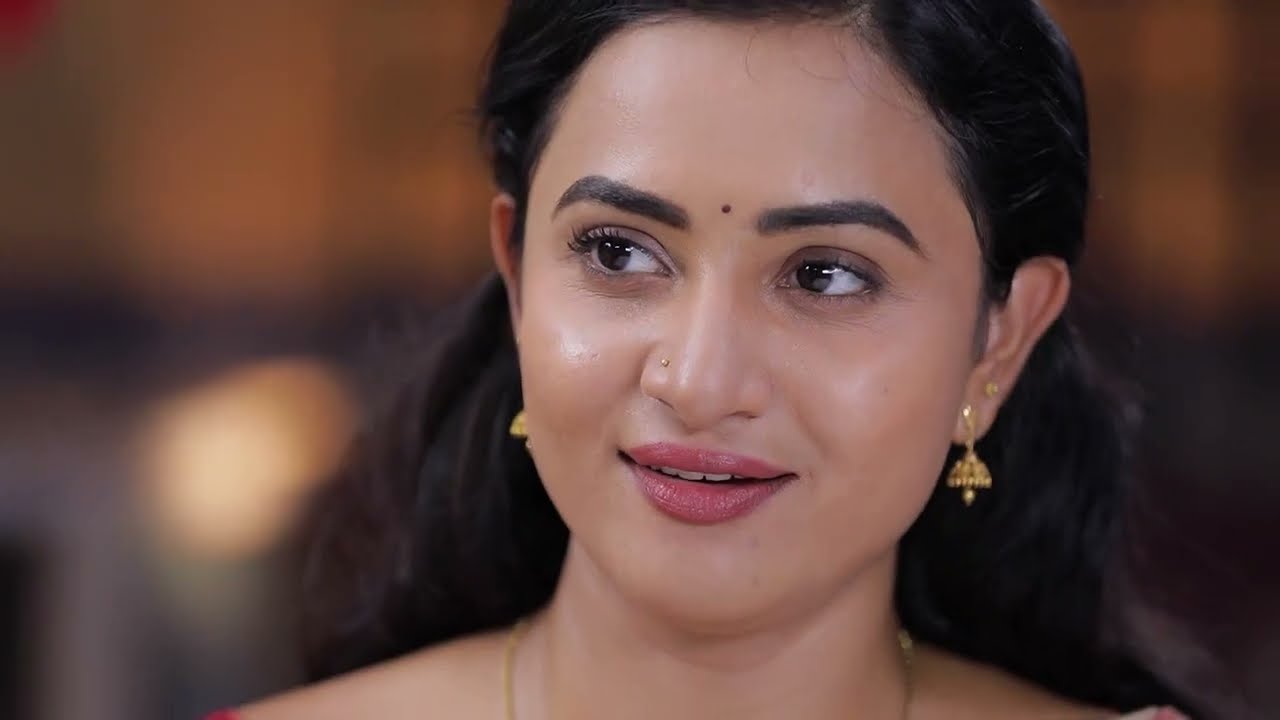 Bharathi Sings for Aadhi - Idhayam - Full ep 211 - Zee Tamil - 03-May-204