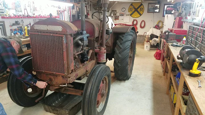 1939 McCormick Deering W-30 - Starting Up Antique Tractor