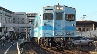 【4K】水島臨海鉄道　普通列車キハ37形気動車　ｷﾊ37-101+ｷﾊ37-102　倉敷市駅到着