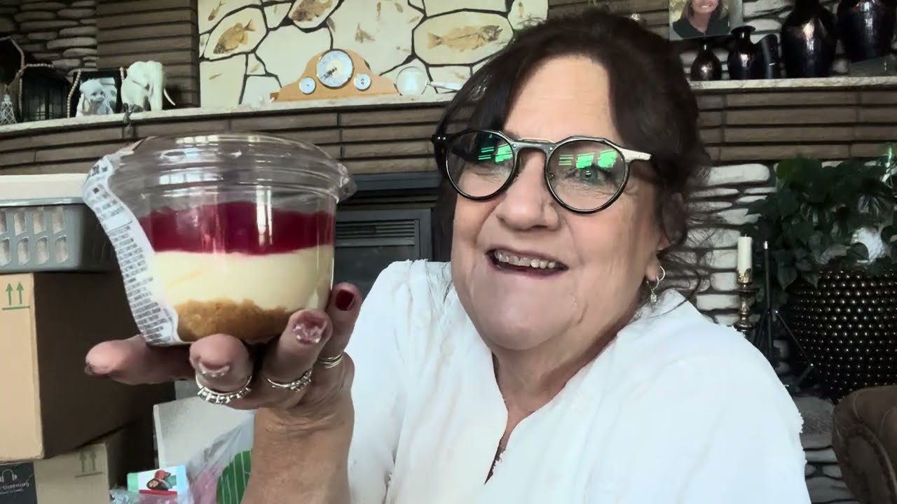 Огромный урожай деревьев в Тему, Walmart, Amazon и Dollar Tree