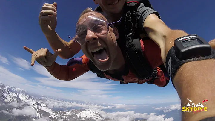 Tandem skydive of Andrew Caswell