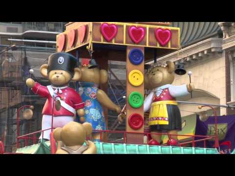 Macy's Thanksgiving Day Parade In Nyc 2011 Part 32