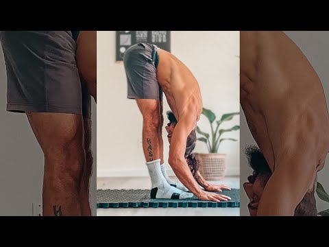 WORST Hamstring Stretching Mistake (Don't do this!)