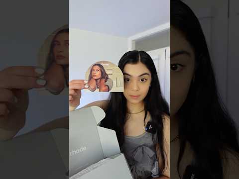 محصولات  از هیلی بیبر ارزش خرید داره