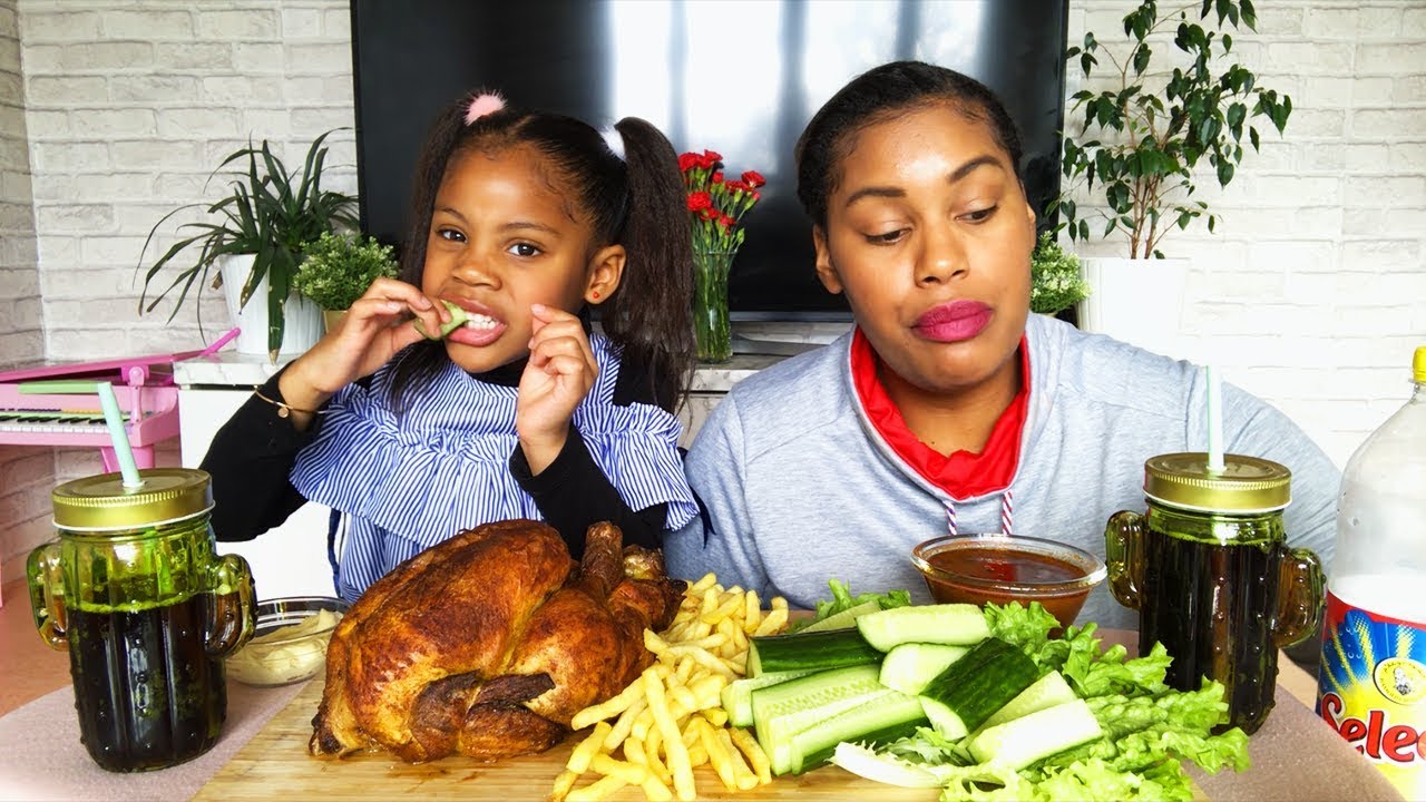 ROTISSERIE CHICKEN MUKBANG + SHOUTOUTS┃J'voulais rester à la cité, mon père m'a dit, la la la 🎶
