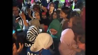 Fasha Sandha And Her Fans During Early Celebration