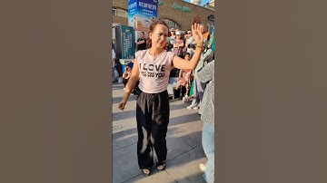Thumbnail of Xinjiang dance, let's dance #ethnicdance #Maixilaifu #UyghurDance