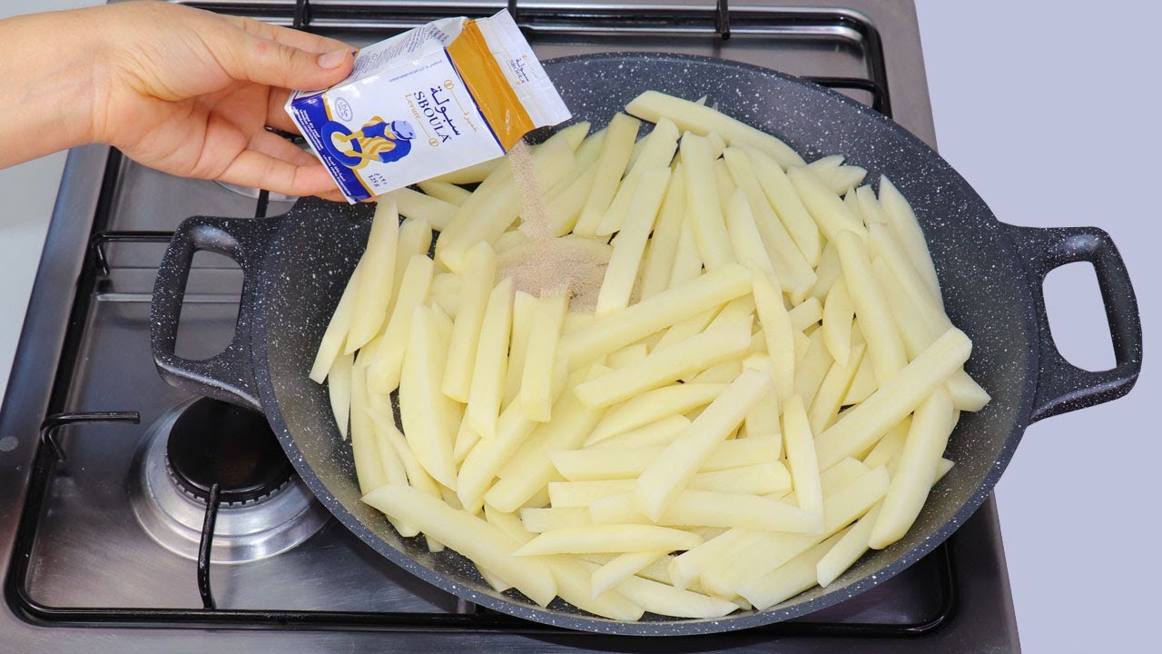 ضاع عمرك وأنت تقلي البطاطس!ديري كلشي في المقلاة ورشي عليها الخميرة الفورية مستحيل تصدق النتيجة