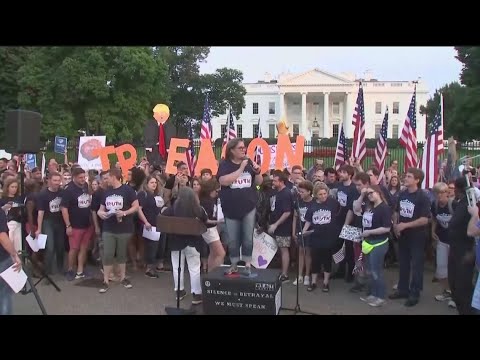 Trump threatens to