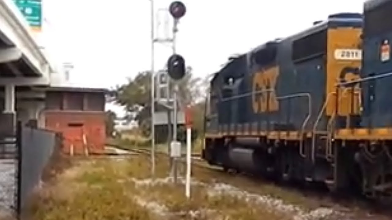 Csx Train passing Historic interlocking diamond tower - YouTube