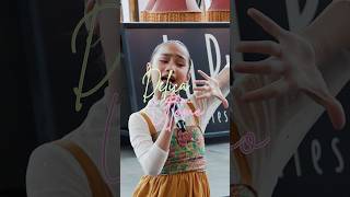 Delica Utomo bawain lagu ikonik dari Nidji yaitu “Laskar Pelangi” #shorts