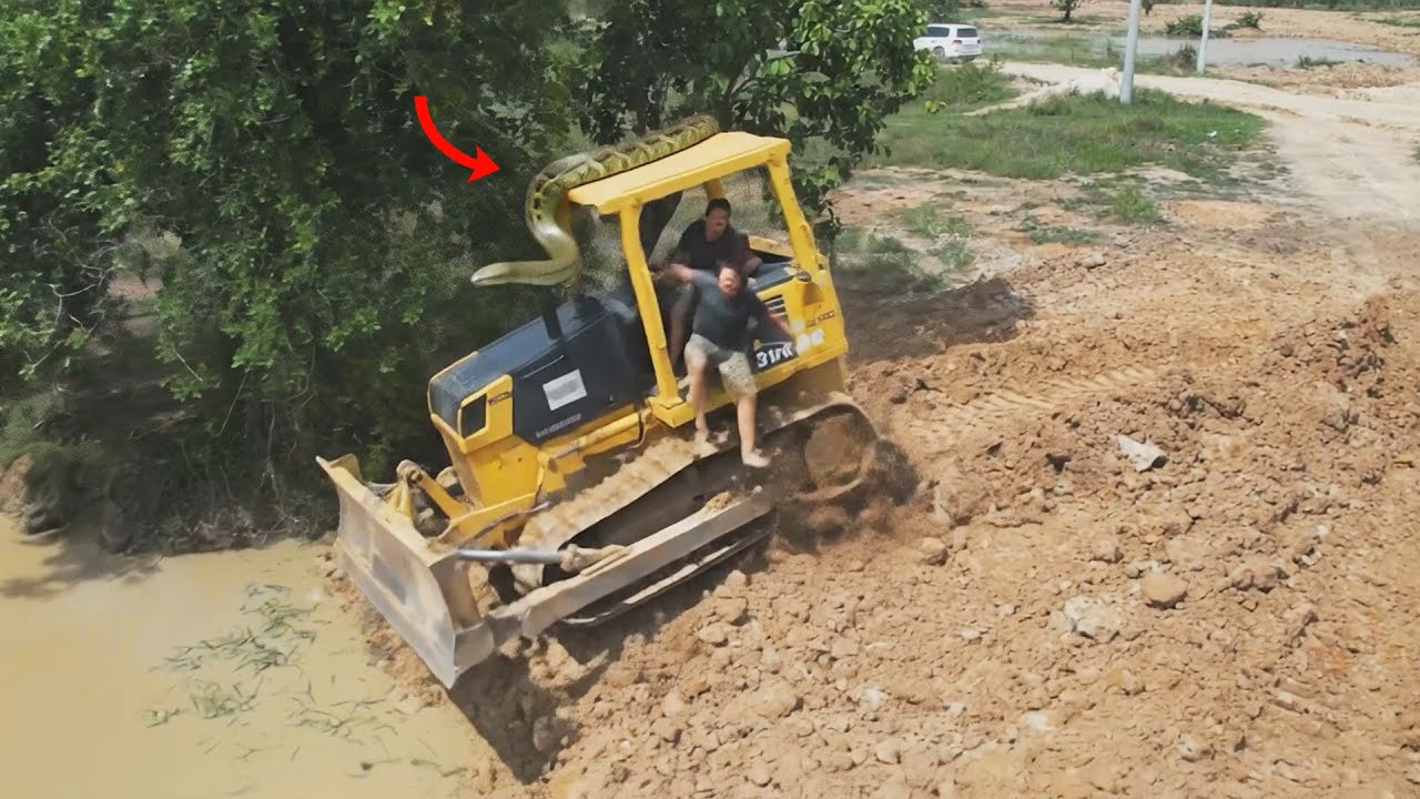 WTF!! Unreal Accident! Bulldozer Flips Into Water While Working at ...