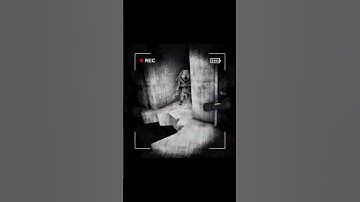 Content warning clip #horrorgaming #gaming #contentwarning #spider #snail #scary