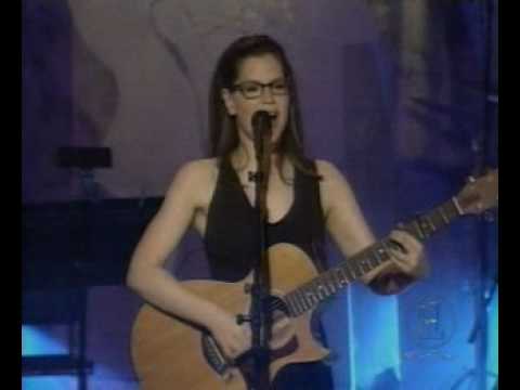 Lisa Loeb Photo 17