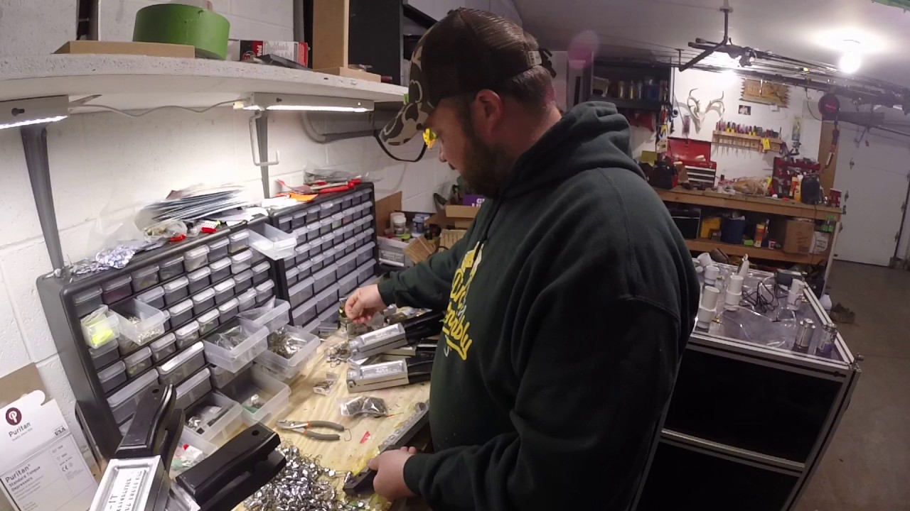 Using smaller hooks to fit in a DoIt Jig head mold with Mustad Hooks