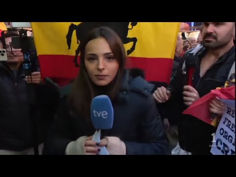 CAKE MATE: "Freedom of THE PRESS"