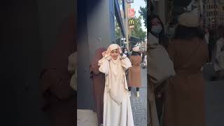 تجربه اجتماعيه لبس الحجاب البنت انصدمت من جمال الحجاب