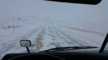 HOW TO Drive Downhill in Snow & Ice in Automatic Freightliner