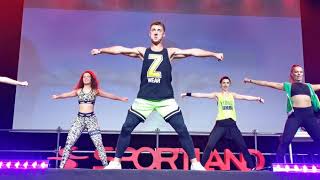 Zumba - Echalo Pa 'Ca - Sofia Reyes ft Darell and Lalo Ebratt Resimi