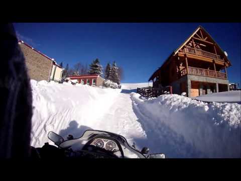 Video: Najlepšie Miesta Na Snežné Skútre V Britskej Kolumbii V Kanade