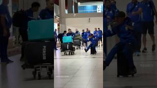 Tingkah Lucu Beckham Saat Tiba Di Bali