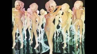 AMANDA LEPORE - Nails Done ft. Cazwell and Roxy Cottontail (Official Audio)