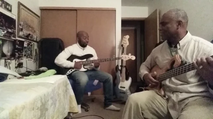 Darrell williams & Duck /bass shedding on Fender a...