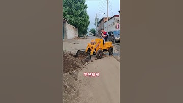 We are a professional manufacturer of small loaders. Welcome cooperation#Loader #jcb#Tractor