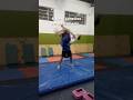 Mente de principiante 🤸🧠 #tricking #acrobatics #tumbling #gymnasticflips #gymnast #backflip