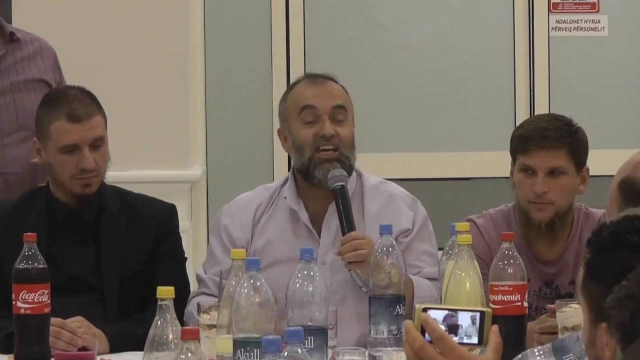 Debati mes doktorit dhe Hoxhës Mazllam Mazllami