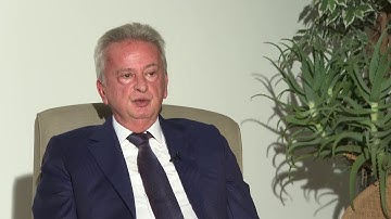 بعد خروجه من السجن.. أول مقابلة حصرية مع حاكم مصرف لبنان السابق رياض سلامة