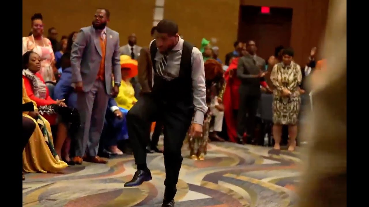 🔥 ТАНЦУЙ, БРАЙАН КАРН!!!! GCOD Holy Convocation Praise Break (2025)