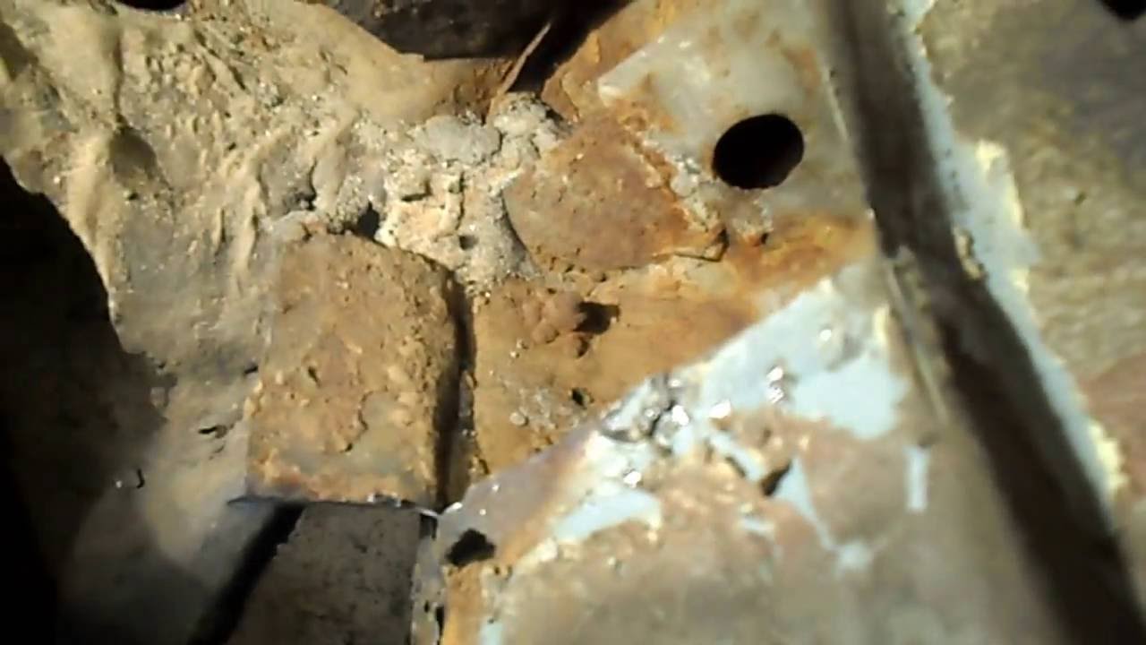 Мазда 626. Кузовной ремонт. Ремонт днища и лонжерончика.