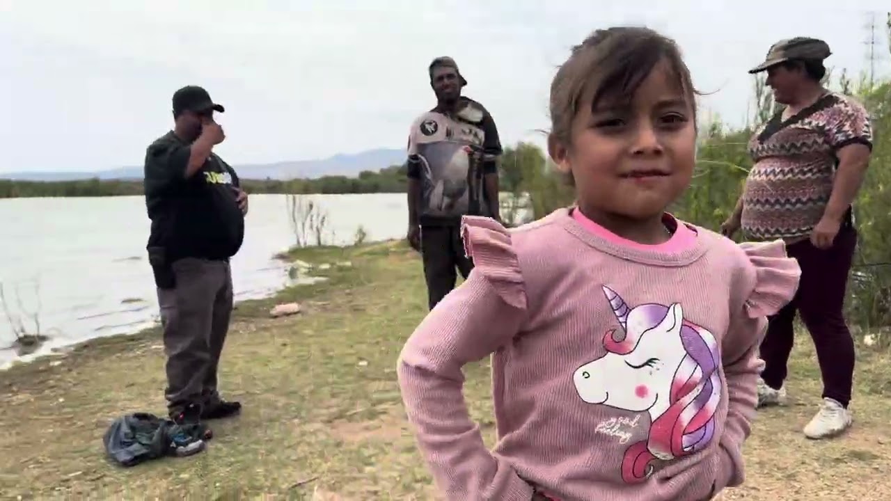 Nos fuimos de pesca  pero el día no nos favoreció estaba asiendo muchísimo aire 