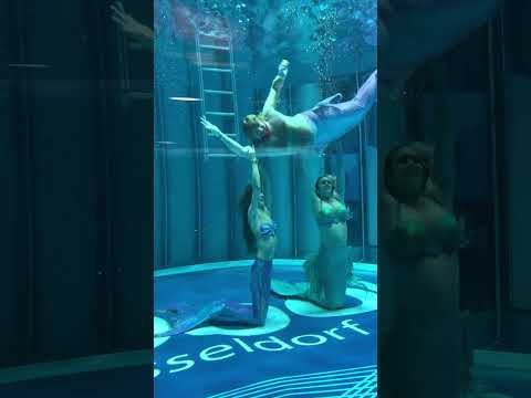 Underwater Dance 😳 Mermaid 🧜🏻‍♀️ Merman - Choreography #shorts