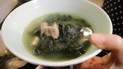 [MUDAH & ENAK] Cara membuat MI YEOK GUK a.k.a Sup Rumput Laut di Indonesia - Durasi: 4.41. 