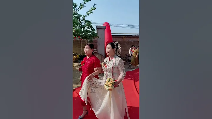 真喜慶 喜婆婆拉著兒媳婦的手 笑的合不攏嘴了 - 天天要聞