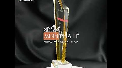 Cúp - Kỷ niệm chương pha lê