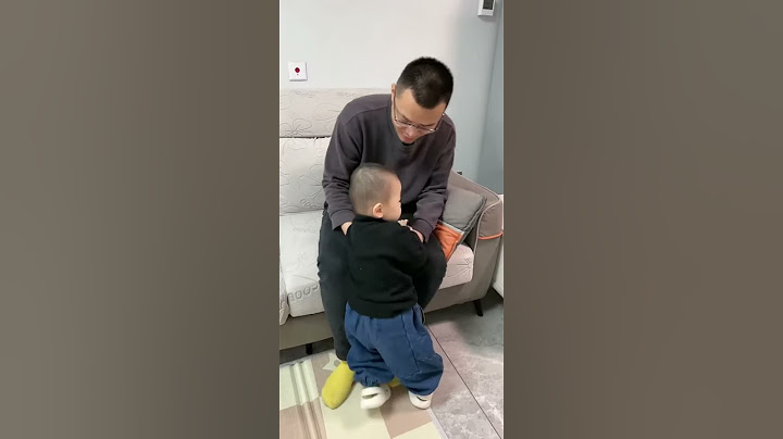 爸爸感冒起不来，兜兜的做法太暖心了！#cute #baby #funny #comedy
