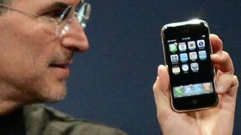 iPhone 4 Dissed By Consumer Reports