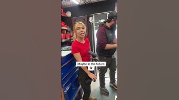 #foryou #fyp #tiktok #mechanic #mechanicgirl #apprentice #reels #cargirl #cars #snapon #snapontools