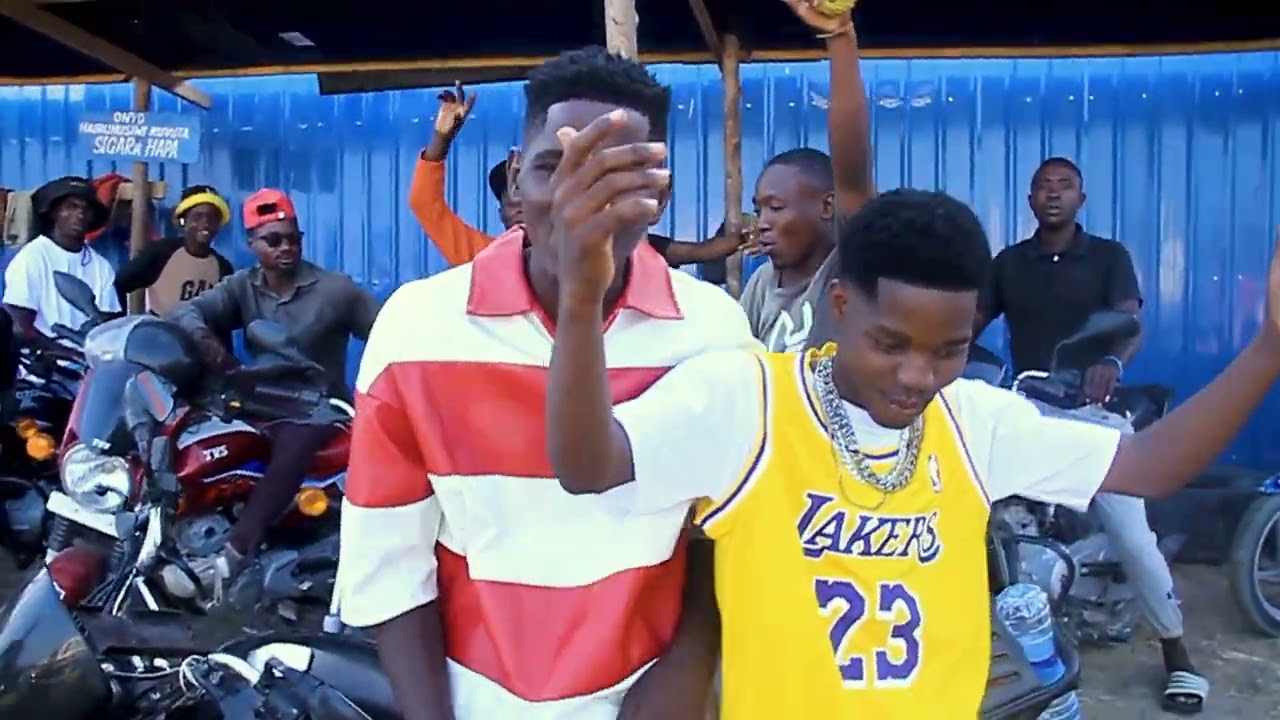 Junna boy ft Tiniriva __Tuna hustle(official video) mp4