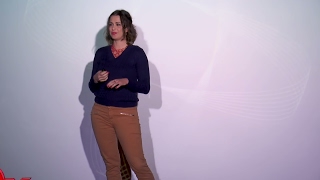 Como Conhecer Pessoas Interessantes | Karina Barretto | TEDxBlumenau