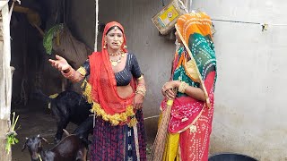 Bhanwari Devi Sings Hymns to Her Neighbor | Bhanwari Devi Comedy
