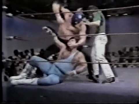 Bloody Debut Of Super Destroyer W Jimmy Hart (vs Jerry Lawler, 11-14-81) Classic Memphis Wrestling