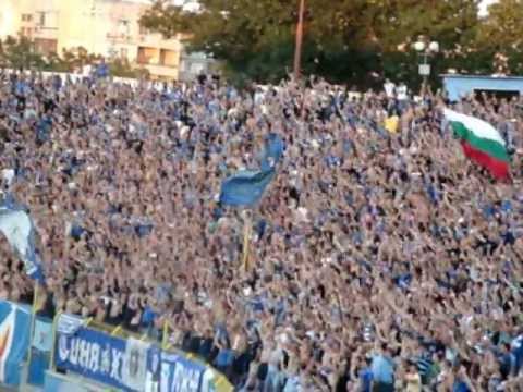 Levski Sofia fans on Levski - Sarajevo 1:0 - YouTube