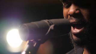 Video-Miniaturansicht von „Gary Clark Jr. - "Cold Blooded" (Live At Arlyn Studios)“