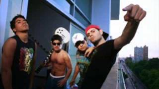 Video thumbnail of "40 gramos - Saliendo de pito"